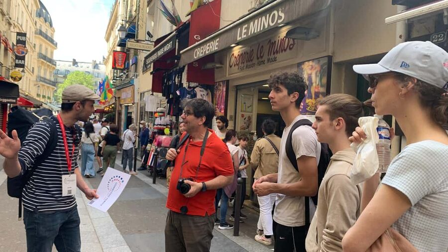 Paris: Notre-Dame Exterior and Latin Quarter Guided Walk - Fontaine Saint-Michel and the Latin Quarter streets: your history shortcut on foot