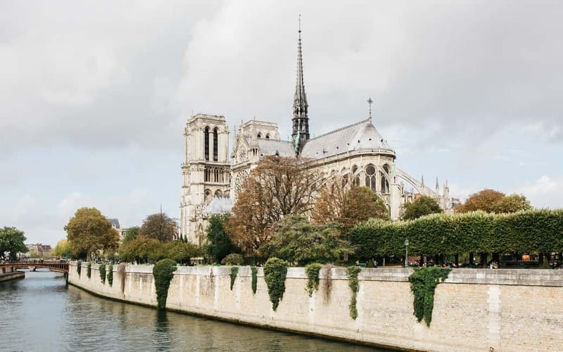 Paris: Notre Dame Exterior Guided Tour with a Small Group - Outside the Cathedral: Reading the Building Like a Text