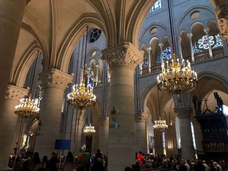 Paris: Notre-Dame Interior and Ile de la Cité Guided Tour - Group size, timing, and who this tour fits best