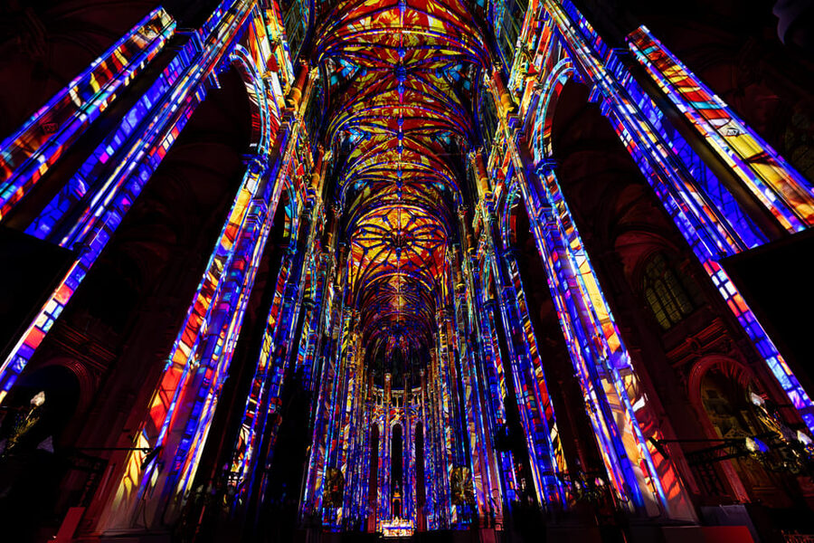 Paris: Nouveau spectacle Son et lumière - LUMINISCENCE - Timing: portes, première partie, puis le spectacle de 45 minutes