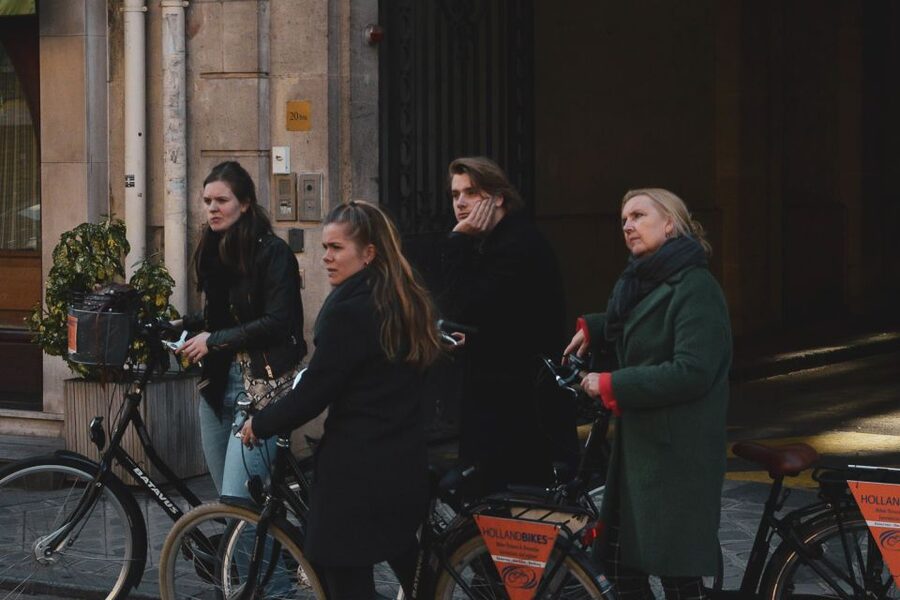 Paris: Off the Beaten Path City Secrets Bike Tour - Getting rolling from Opéra: where to start and how to avoid delays
