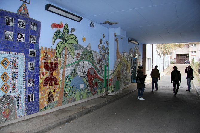 Paris Off the Beaten Path Street Art Walking Tour - How this tour fits kids, teens, and museum fatigue