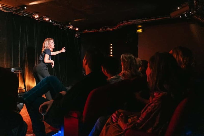 Paris: Oh My God She's Parisian! English Comedy Show - Who should book Oh my god she’s Parisian?