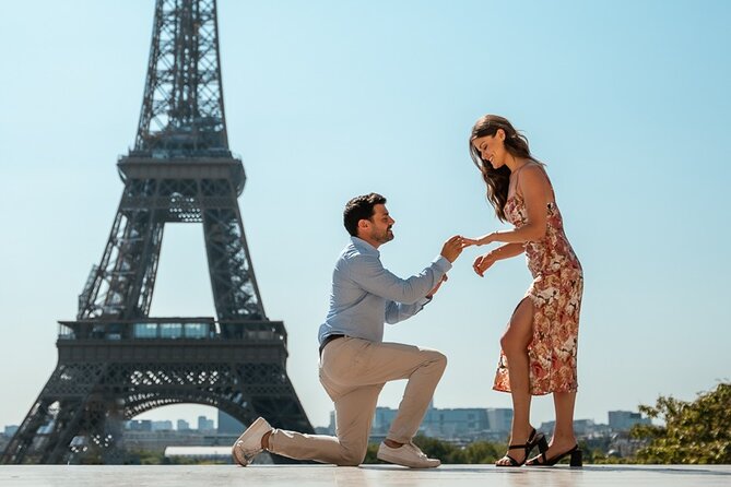 Paris One-Hour Private Photo Shoot - Photos you get back: 30 edited shots plus about 150 originals
