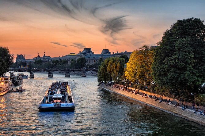 Paris - One Hour Seine River Cruise with Recorded Commentary - Making it work smoothly: practical tips that save time