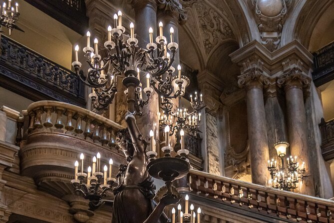 Paris Opera Garnier Private Tour - Meeting point at Amorino Gelato: start smooth, not stressed