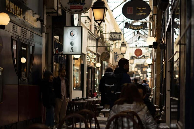 Paris: Passageways and Local Secrets Walking Tour - Small group size: the comfort advantage you’ll actually feel