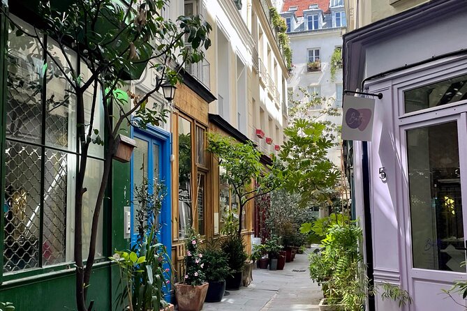 Paris Passageways Walking Tour: Secrets Uncovered w/ Local Guide - Palais-Royal: Gardens, Columns, and 1600s Scandals