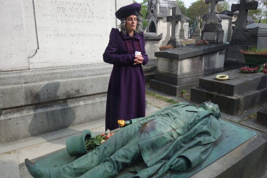 Paris: Père Lachaise Cemetery Guided by the Great Sibylle - Key Highlights You Should Care About