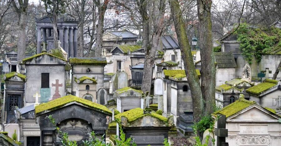 Paris: Pere Lachaise Cemetery Guided Tour - Key highlights you should care about