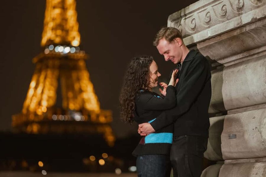 Paris photographer 1 hour near the Eiffel Tower or in Paris - Key Things I’d Focus On Before Booking