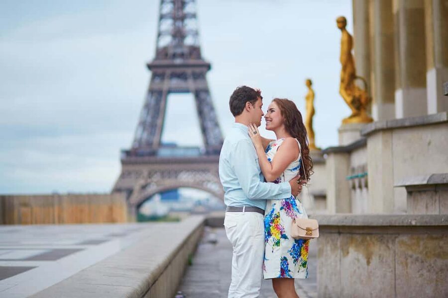 Paris: Photoshoot at The Big Three - Meeting outside Cartier: start clean, not stressed