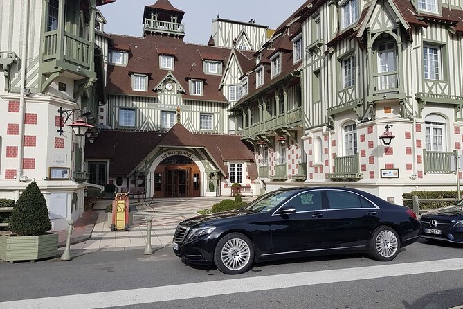 Paris Private Car Service with Driver - Vehicles, Group Size, and What You Should Confirm