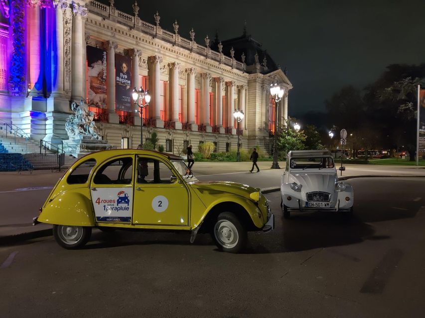 Paris: Private Christmas Lights Tour by Citroën 2CV - A 2-Hour Tour That Fits the Best Night-Energy
