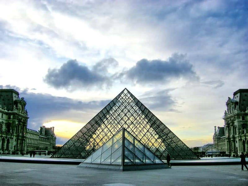 Paris Private city tour - Practical planning tips: tickets, shoes, and what the tour can’t do