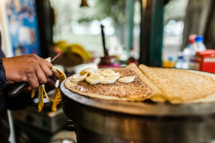 Paris: Private & Custom Montmartre Tour with a Local - Key highlights you’ll feel right away