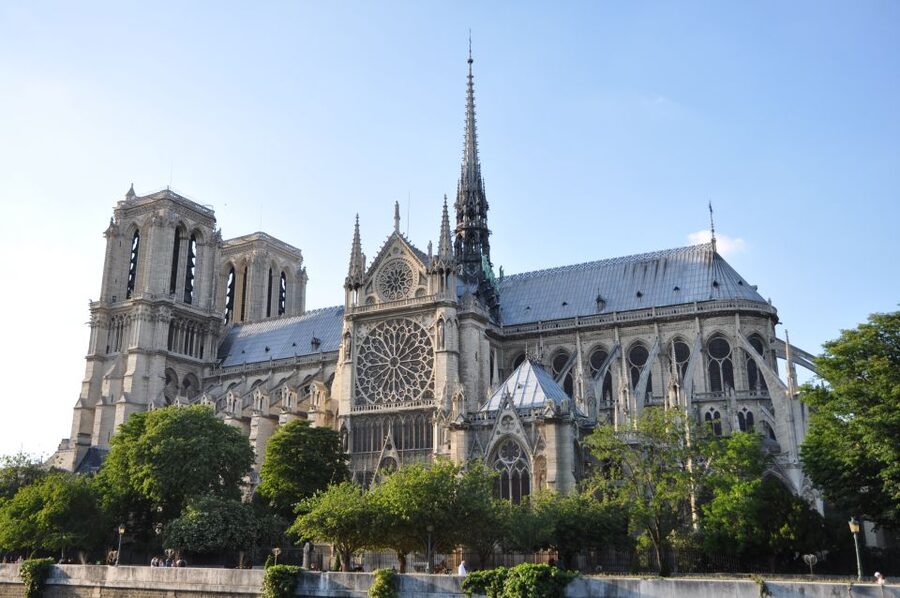 Paris: Private Customizable City Tour in Spanish - Key Highlights That Make This Tour Feel Different