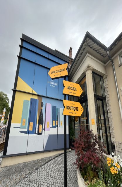 Paris: Private Epernay Trip with Champagne Vineyard Tastings - The second winery experience: vineyards, farmers, and the human story