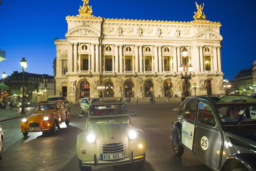 Paris: Private Guided City Tour at Night in Citroën 2CV - Who this tour is best for (and who may want to think twice)