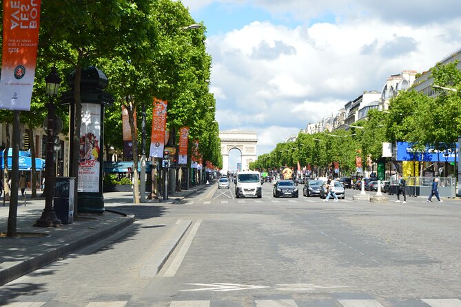 Paris Private Guided Layover Tours - Stop 1: Eiffel Tower Views From Trocadéro (Plus a Possible Walk)