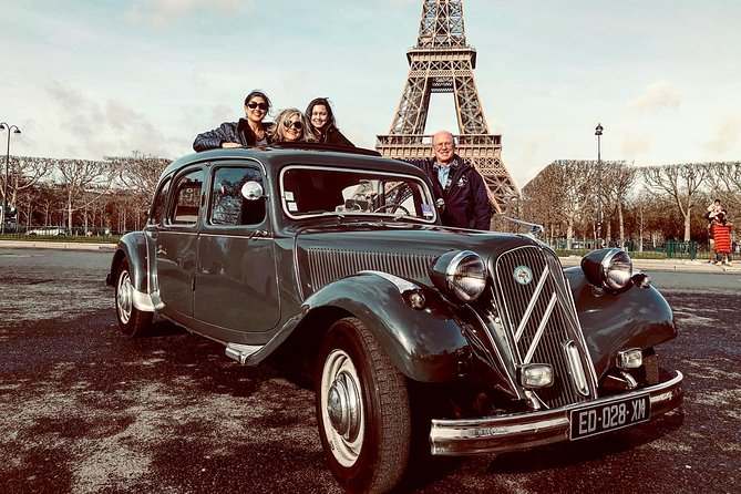 Paris Private Guided Tour in a Vintage Car with Driver - Pantheon views, bridges with locks, Concorde, and the Grand Palais glass roof