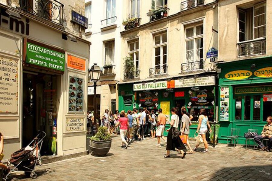 Paris: Private Guided Tour of Marais disctrict - Le Marais, Beyond the Main Streets
