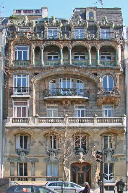 Paris - Private Guided Tour with Art nouveau Theme - The 2-hour plan: private, walkable, and designed for attention