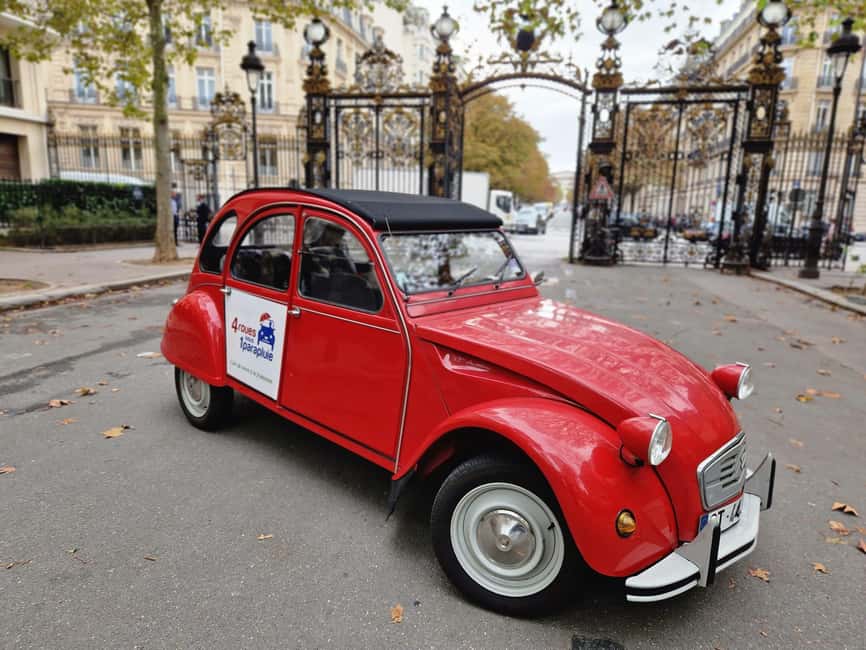 Paris: Private little-known places tour in Citroën 2CV 2h - Entering Paris by 2CV: why this ride feels different