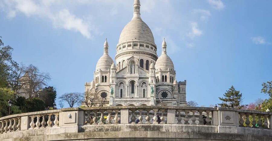 Paris : Private Montmartre highlights Walking Tour - Key Highlights You’ll Actually Care About