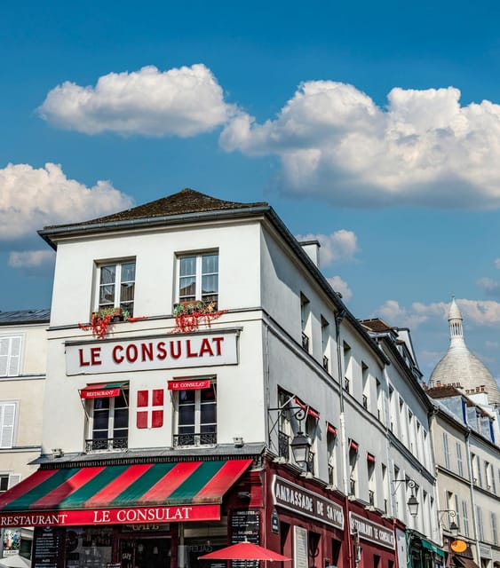 Paris : Private Montmartre highlights Walking Tour - Paris Landmarks From One Neighborhood: Why This Route Works