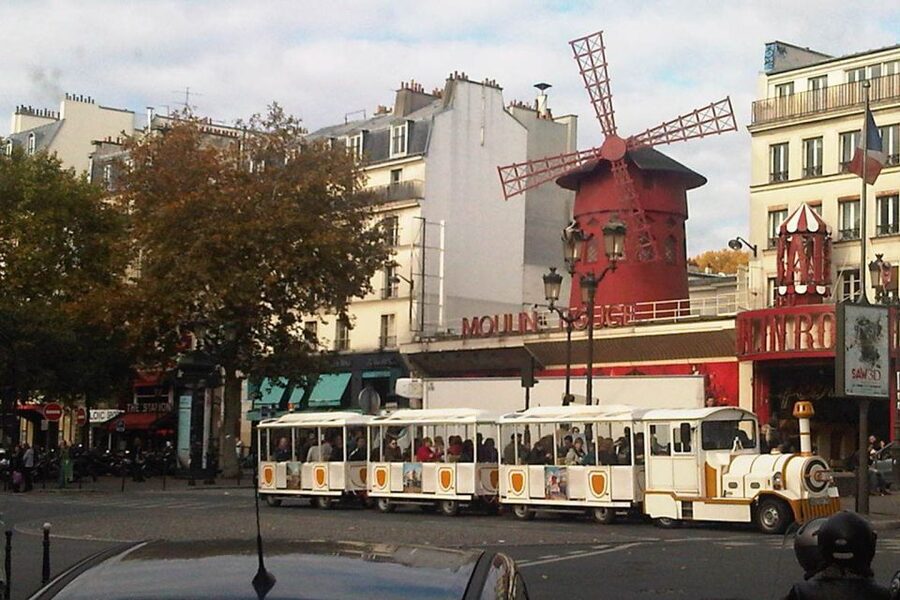 Paris: Private or Shared City Highlights Tour - Les Invalides and St. Germain-des-Prés: monuments plus café culture