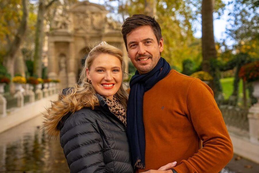 Paris: Private photo shooting at the Luxembourg Garden - The real value: private price vs what you get back