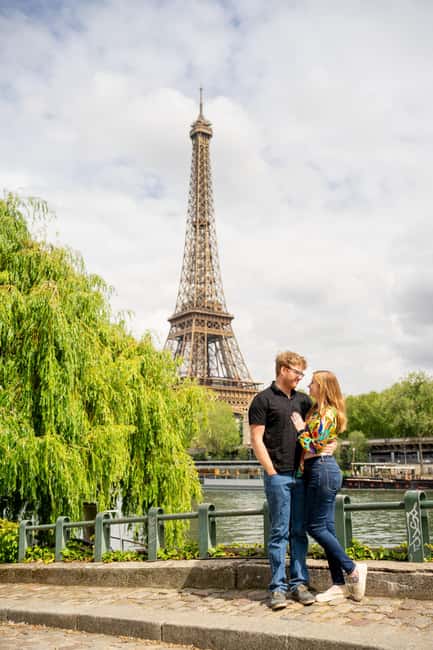 Paris: Private Photoshoot at the Eiffel Tower - Practical tips to get better Eiffel Tower photos in fewer minutes