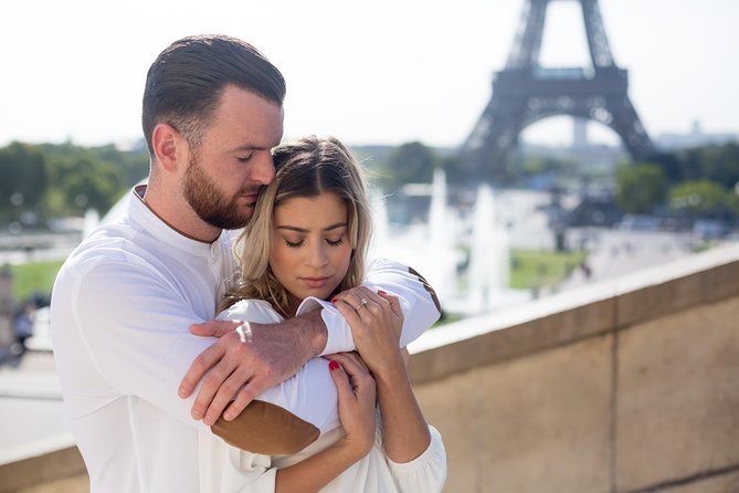 Paris Private Photoshoot Experience - Who it’s for: families, couples, proposals, and birthdays