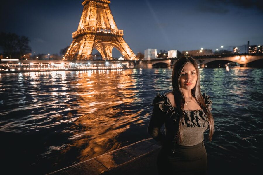 Paris: Private Photoshoot near any chosen Landmark - Should you book this Paris private landmark photoshoot?