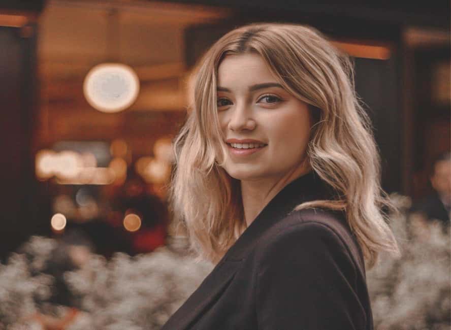 Paris: Private photoshoot with a Professional - How Sid Helps With Poses and Creative Ideas