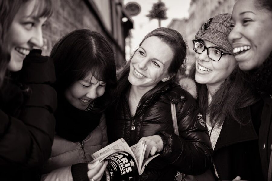 Paris: Private Professional Photo Shoot - What You’ll Get After the Shoot: From 30 Edited Photos to a Shareable Set