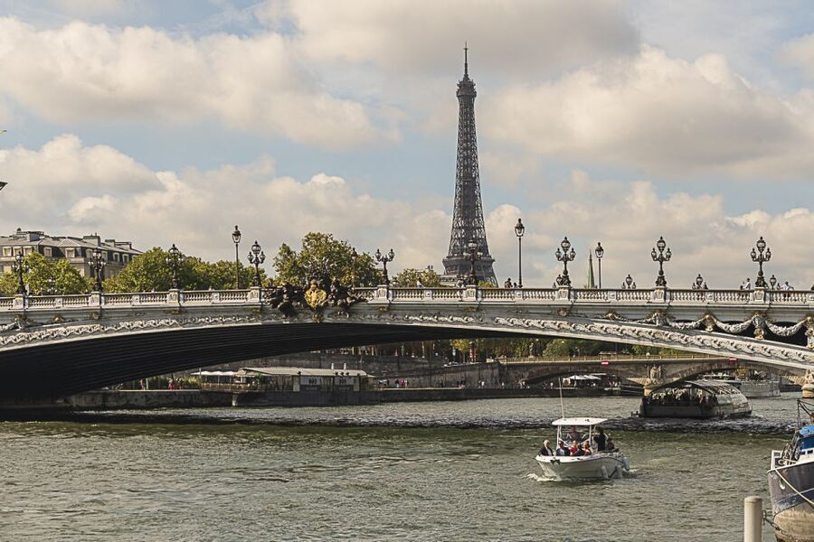 Paris: Private Seine River Cruise - What 90 Minutes to 2 Hours Feels Like on the Seine