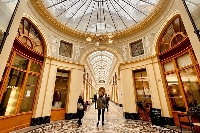 Paris Private Shopping Spree & Walking Tour with a Local Guide - Value and Price: Is $149.78 Worth It?