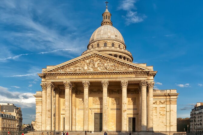 Paris Private Sightseeing Guided Tour by Electric Rickshaw - Trocadéro, Eiffel Tower, and the Liberty Replicas: The Best Kinds of Detours
