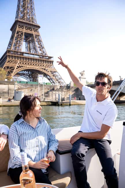 Paris: Private Small Boat Cruise with Rosé and Macarons - Passing the Louvre, then setting up the Notre-Dame reveal