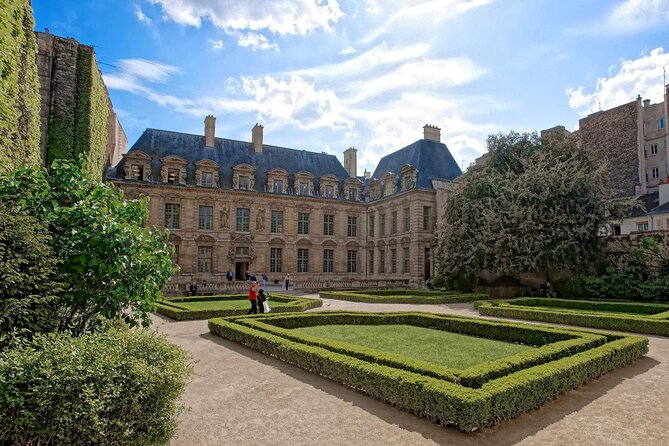 Paris Private Tour - Elegant and Luxury Tour Le Marais - Eglise Saint-Paul Saint-Louis: church history, then cheese & bread