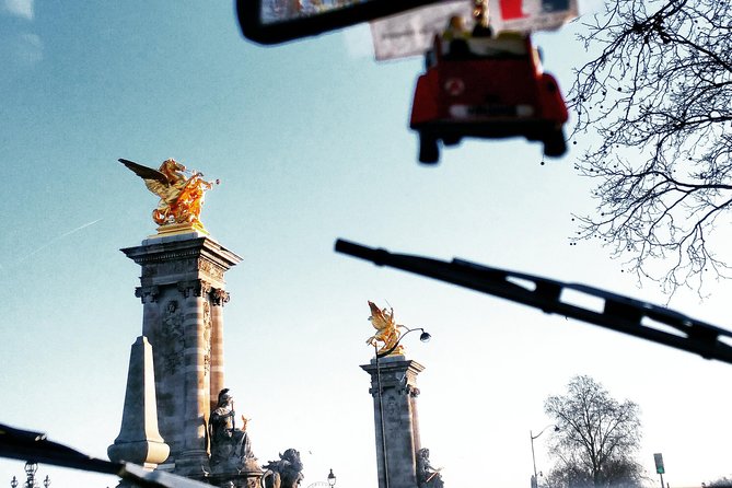 Paris Private Tour: Romantic Tour in a 2CV - The classic-car details that shape your comfort