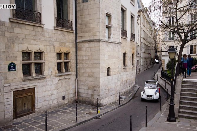 Paris Private Tour: Romantic Tour in a 2CV - Picture stops on demand: how to use the flexibility well