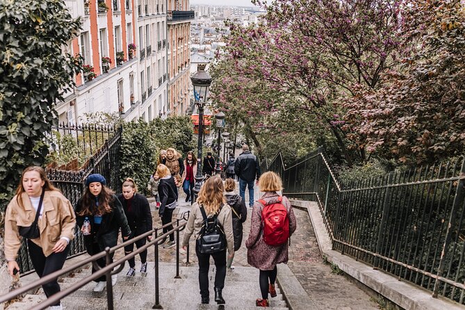 Paris Private Tours By Locals, Kickstart Your Trip 100% Personalized - Starting at Colonne Vendôme, then choosing your Paris mood