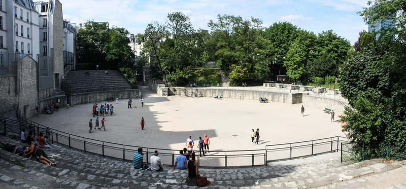 Paris: Private walking tour - Latin Quarter and Center! - Meeting near Saint-Michel: setting the pace for 150 minutes
