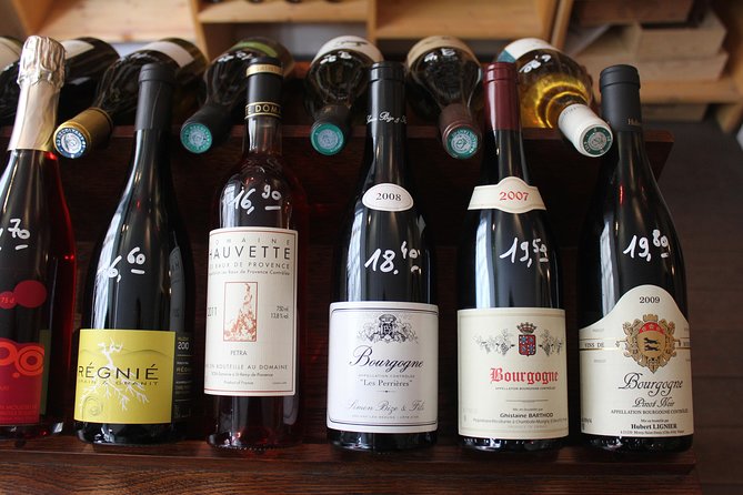 Paris Private Wine Tasting and Walk - Food, snacks, and how to avoid an awkward moment at the bar