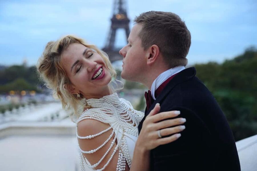 Paris: Professional Photoshoot by the Eiffel Tower - Price and Value: Why $29 Can Still Feel Like a Treat