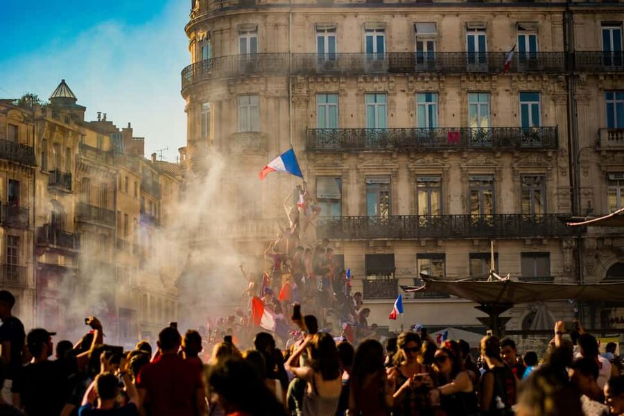 Paris: Revolution, Blood & the Birth of Freedom Walking Tour - Starting on Bd Beaumarchais: get your bearings before you step into 1790s Paris
