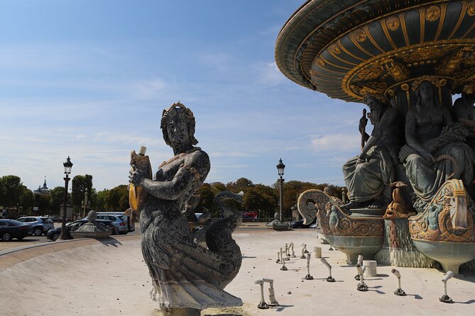 Paris Revolutionary Walking Tour: Iconic French Sights & Stories - The guide makes the difference: Lou, Alex, and Walid’s teaching style